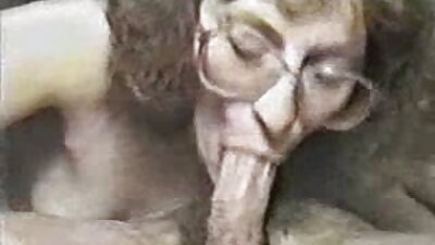 Arab Hijab ໄວລຸ້ນ fucked ໃນວິດີໂອຫນ້າທໍາອິດ